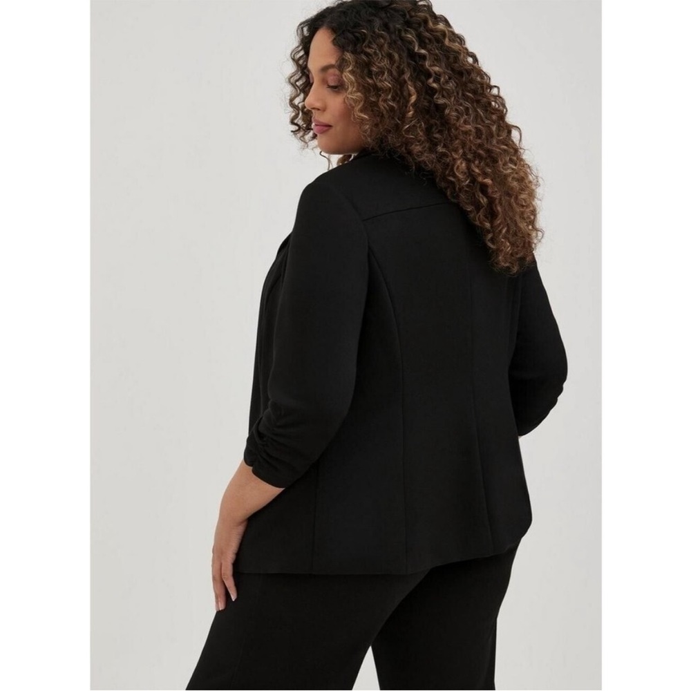 Torrid Cupro Single Button Blazer Deep Black Stretch Pockets 3 3X 22 24 - Picture 2 of 6